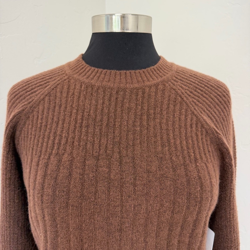 NWT Athleta Brown Ribbed CHANDAIL RAS LAYOVER CREW Sweater Size M - Picture 4 of 16